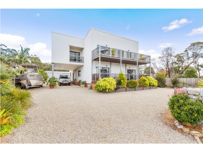 1 South Gateway, Mallacoota VIC 3892