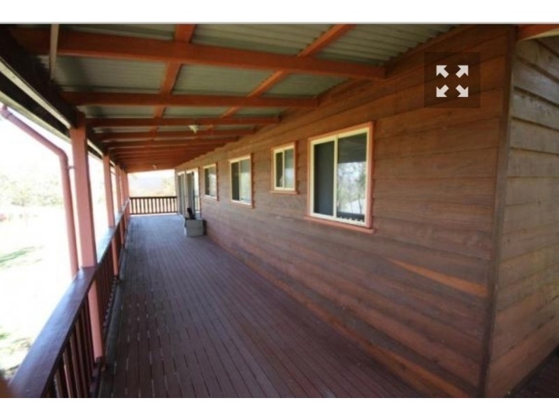 22 – 24 White Place, Kooralbyn QLD 4285