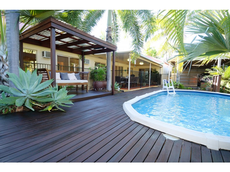 32 Ahearne Street, Hermit Park QLD 4812