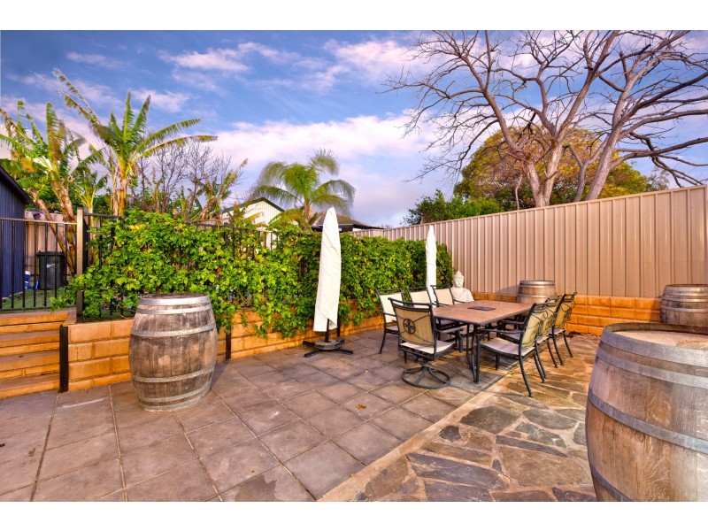 25 Kauri Parade, Seacliff SA 5049