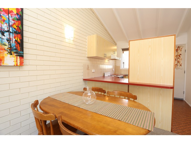 1/8 Claret Street, Wilsonton Heights QLD 4350