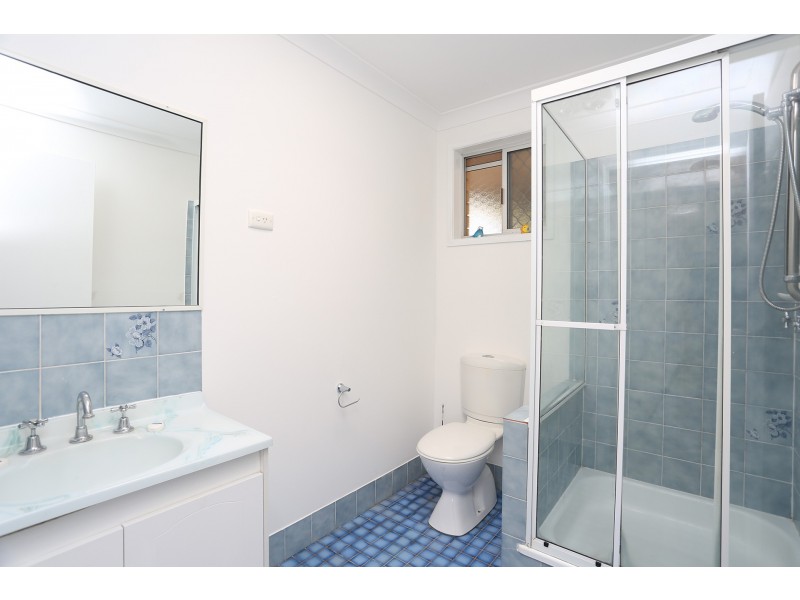 1/8 Claret Street, Wilsonton Heights QLD 4350