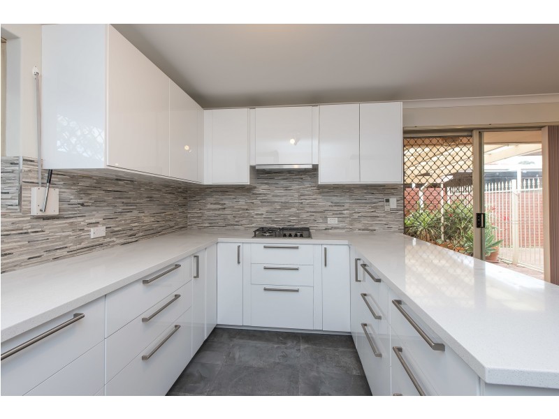 389B The Strand, Dianella WA 6059