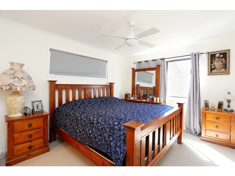 137 Panorama Drive, Rosemount QLD 4560