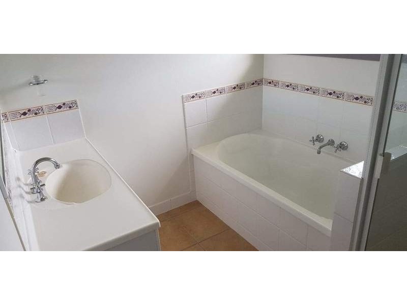 6 Lightning Street, Calliope QLD 4680