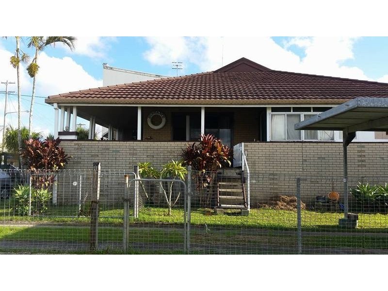 2 Princess Street, Macksville NSW 2447