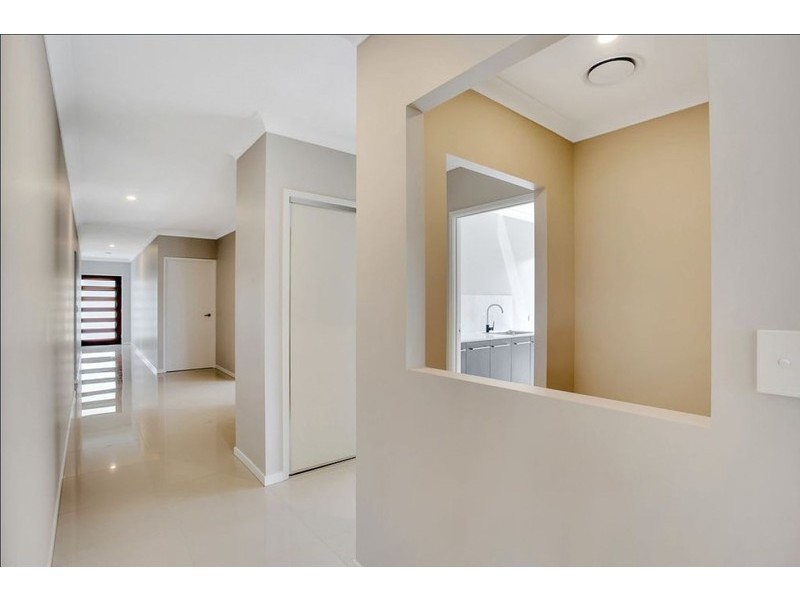 49 LINDEMAN CURCUIT, Pimpama QLD 4209