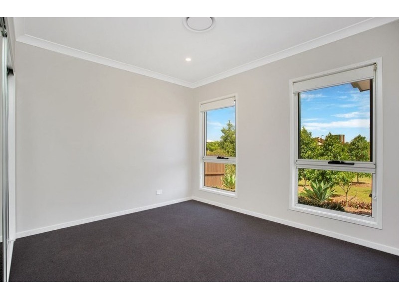 49 LINDEMAN CURCUIT, Pimpama QLD 4209