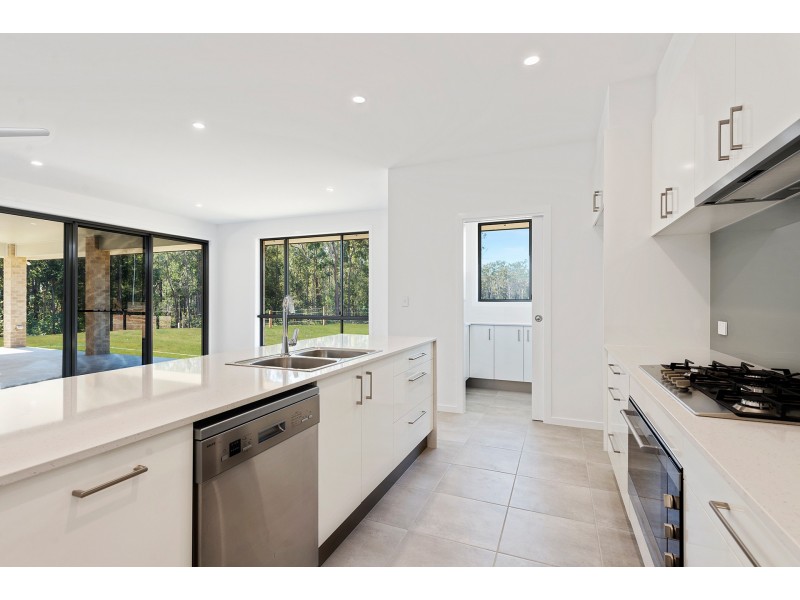 69 Dianella Drive, Gulmarrad NSW 2463