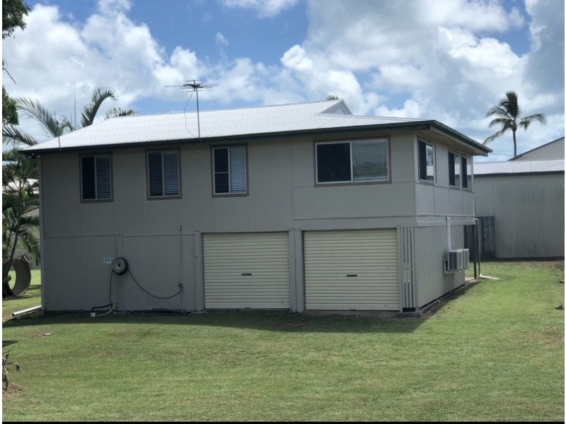 27 Evans Avenue, Seaforth QLD 4741