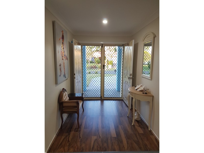 19 LANCASHIRE DRIVE, Mudgeeraba QLD 4213