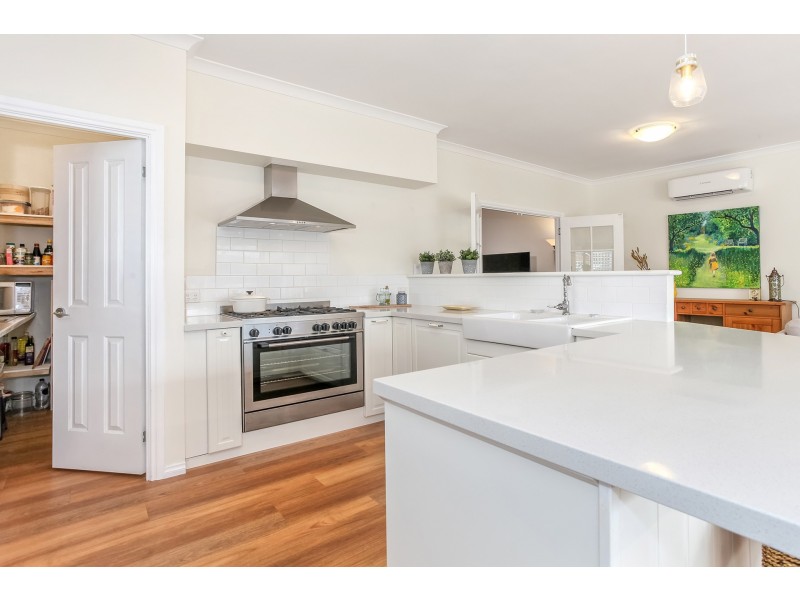 21 Hitchcock drive, Nannup WA 6275