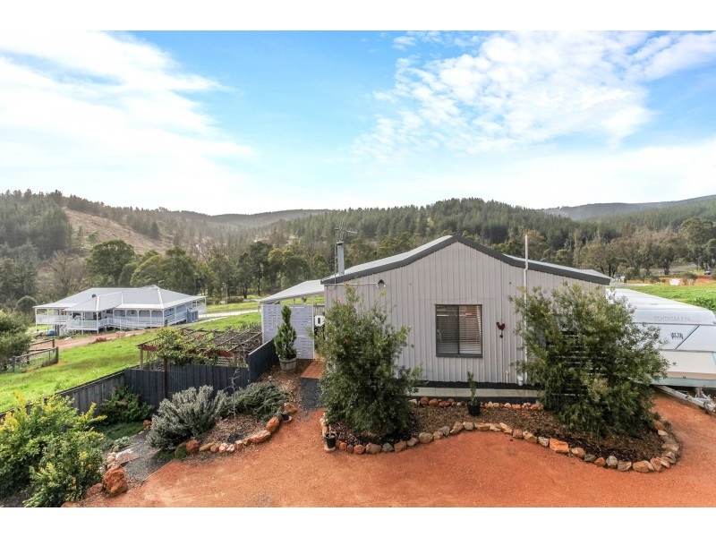 21 Hitchcock drive, Nannup WA 6275