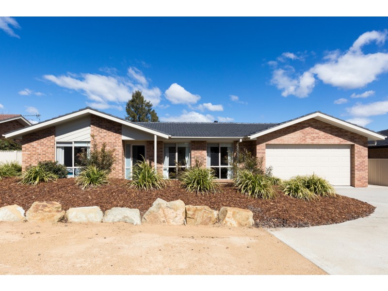 61 Clare Dennis Avenue, Gordon ACT 2906