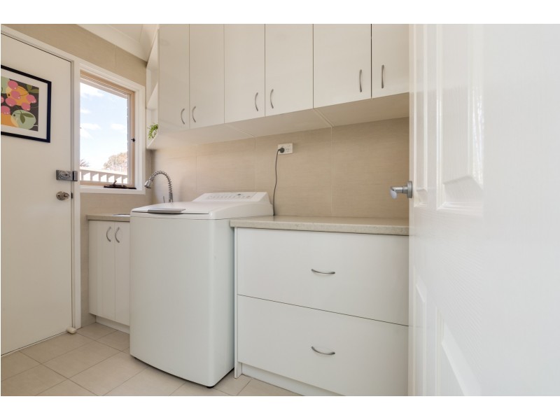61 Clare Dennis Avenue, Gordon ACT 2906