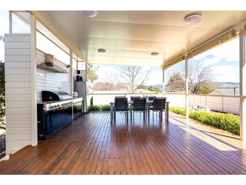 61 Clare Dennis Avenue, Gordon ACT 2906
