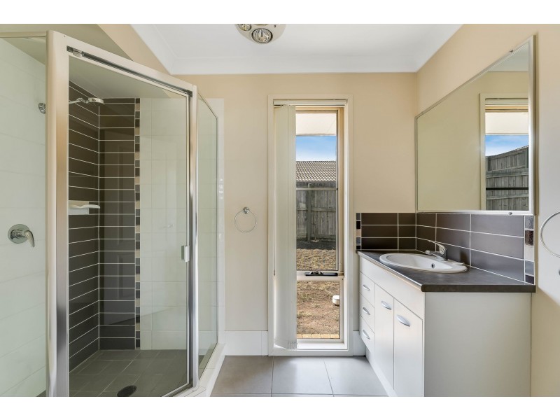 13 Sandalwood Drive, Glenvale QLD 4350