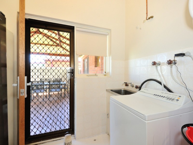 79 Read Street, Rockingham WA 6168