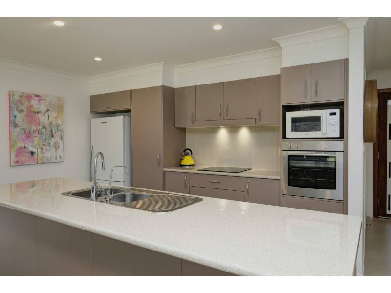 39 Glider Avenue, Darawank NSW 2428