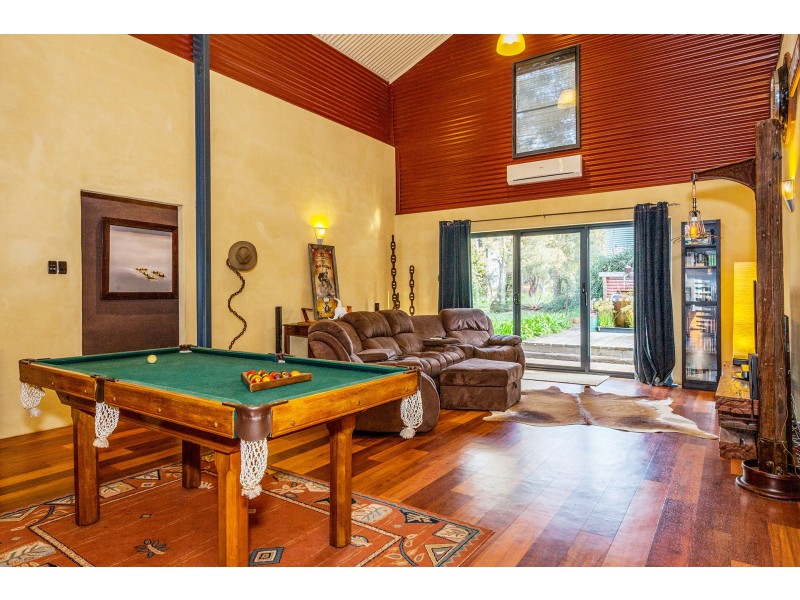 18 Yellowstone Retreat, Gidgegannup WA 6083