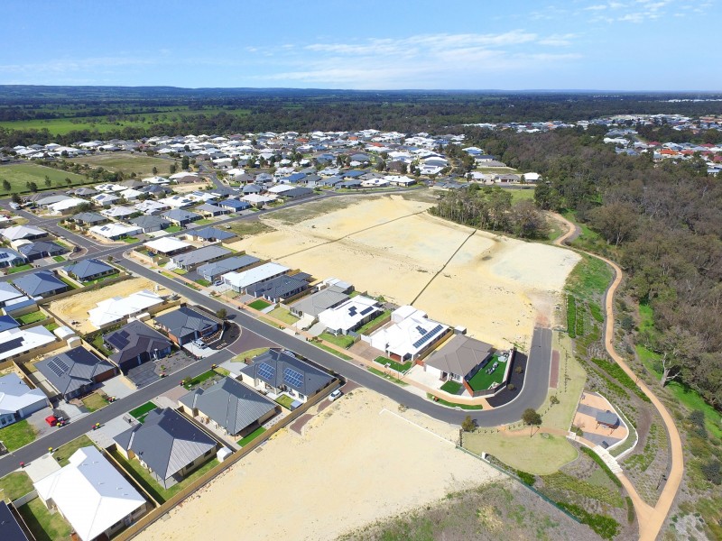 22 Beaufort Loop, Millbridge WA 6232