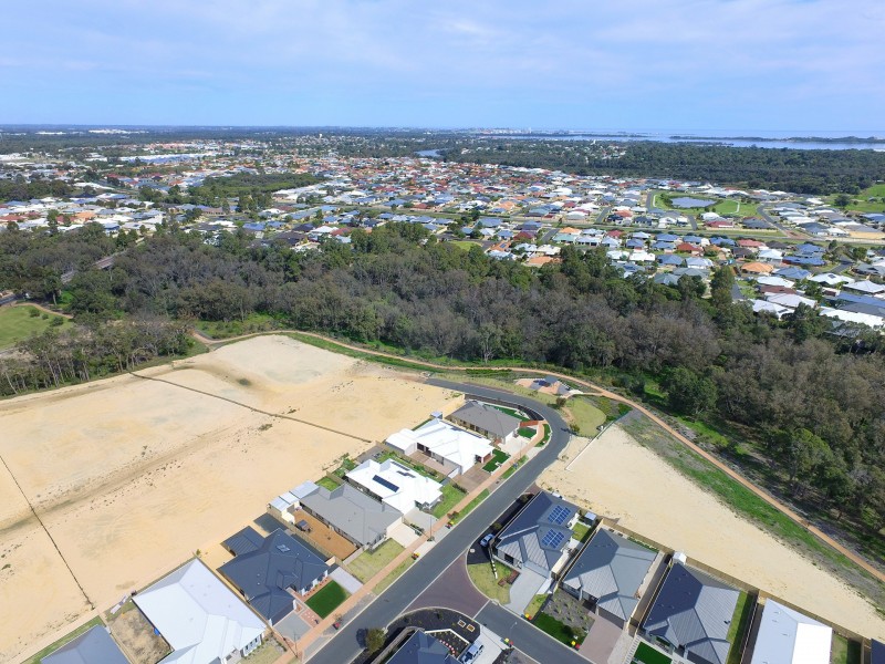 22 Beaufort Loop, Millbridge WA 6232