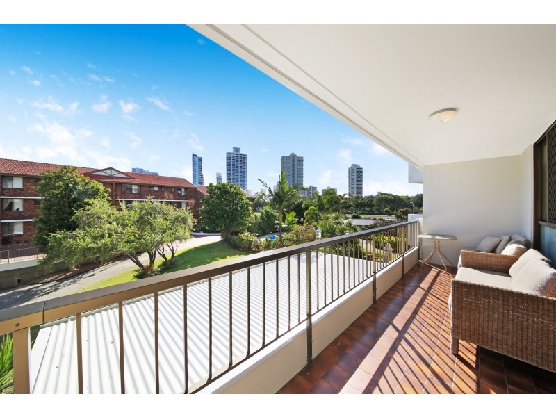 5/20 Commodore Drive, Surfers Paradise QLD 4217