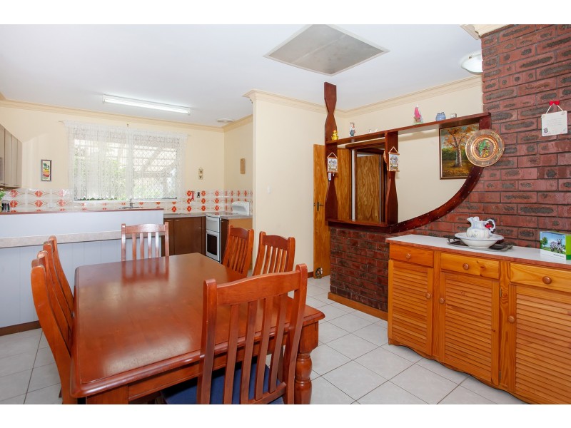 8 Regina Court, Hamilton Hill WA 6163