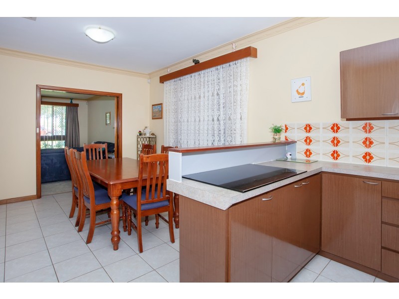 8 Regina Court, Hamilton Hill WA 6163