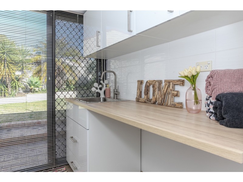 11 Daylesford Elbow, Jane Brook WA 6056