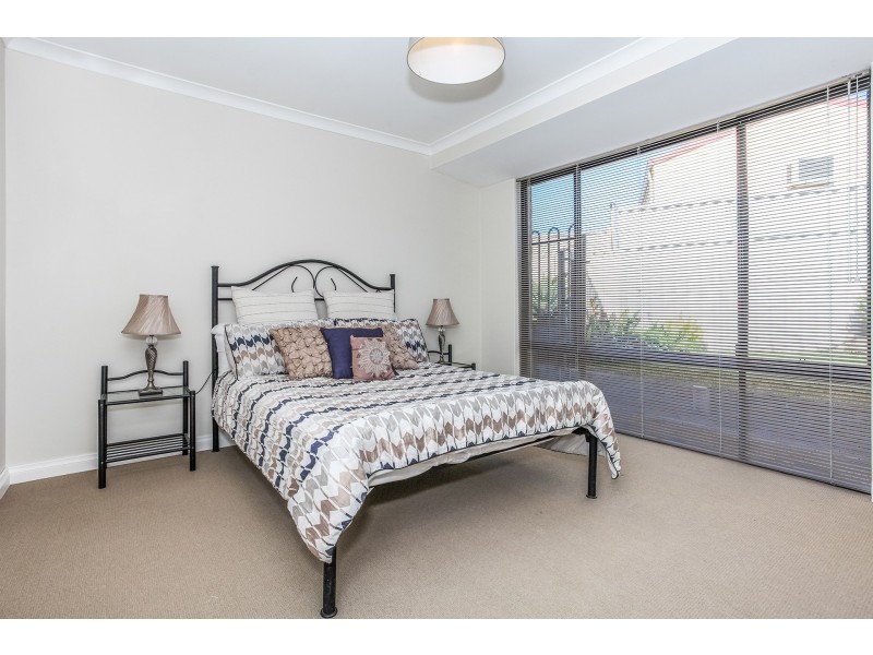 11 Daylesford Elbow, Jane Brook WA 6056