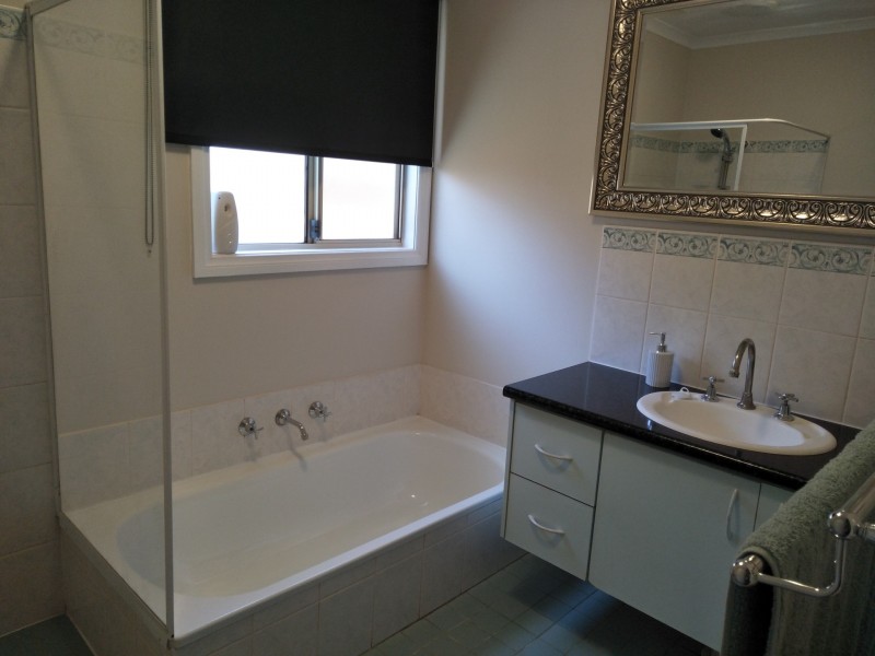 15 Knox Way, Newman WA 6753