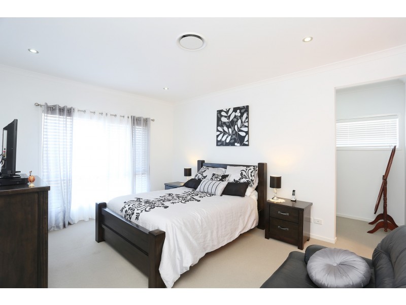 2 Avoca Place, Warner QLD 4500