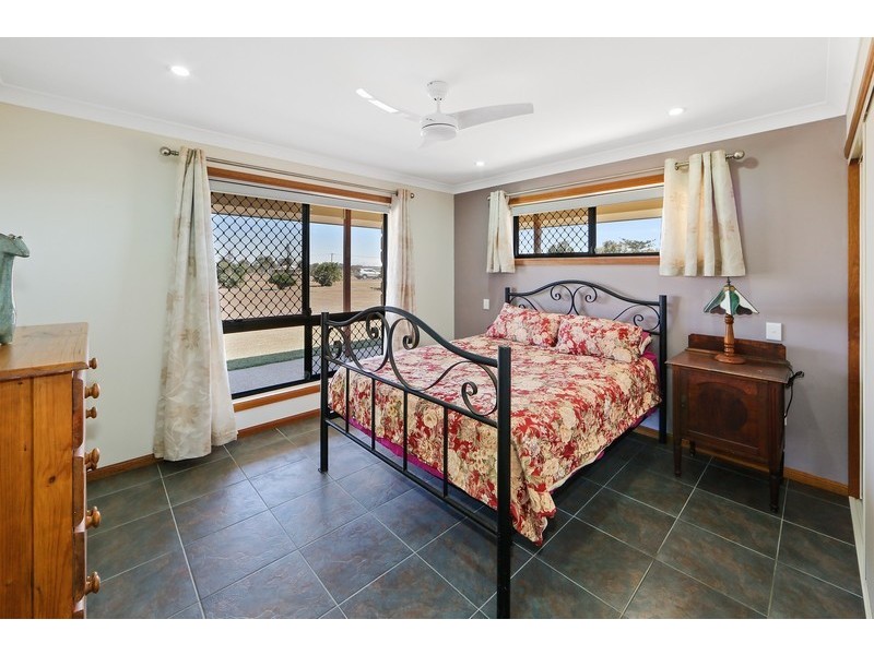 200 Mittelheusers Road, Burnett Heads QLD 4670