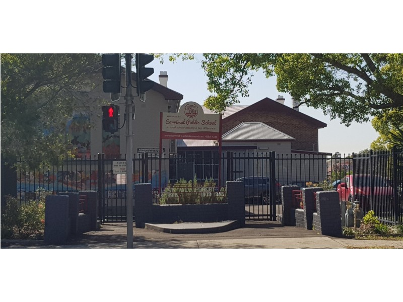 8 Thomas Street, Corrimal NSW 2518