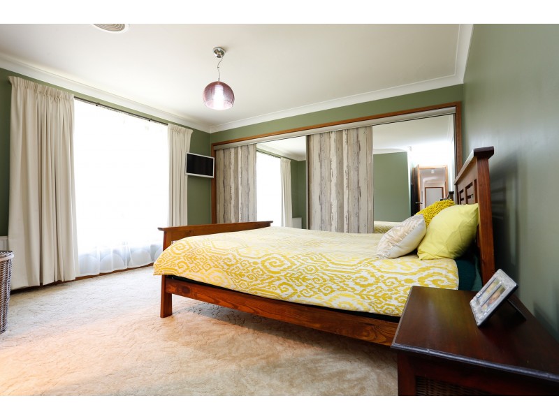 5 Enfield Avenue, Lithgow NSW 2790