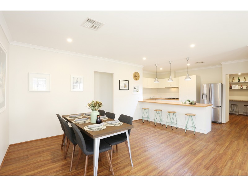 22 Bain Square, Forrestfield WA 6058
