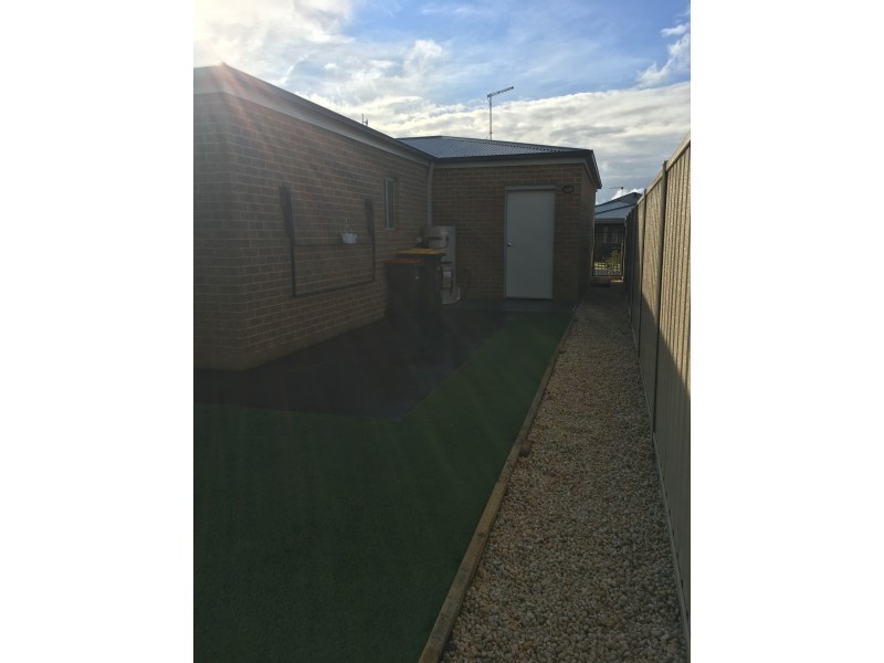 2 Moyes Court, Neerim South VIC 3831