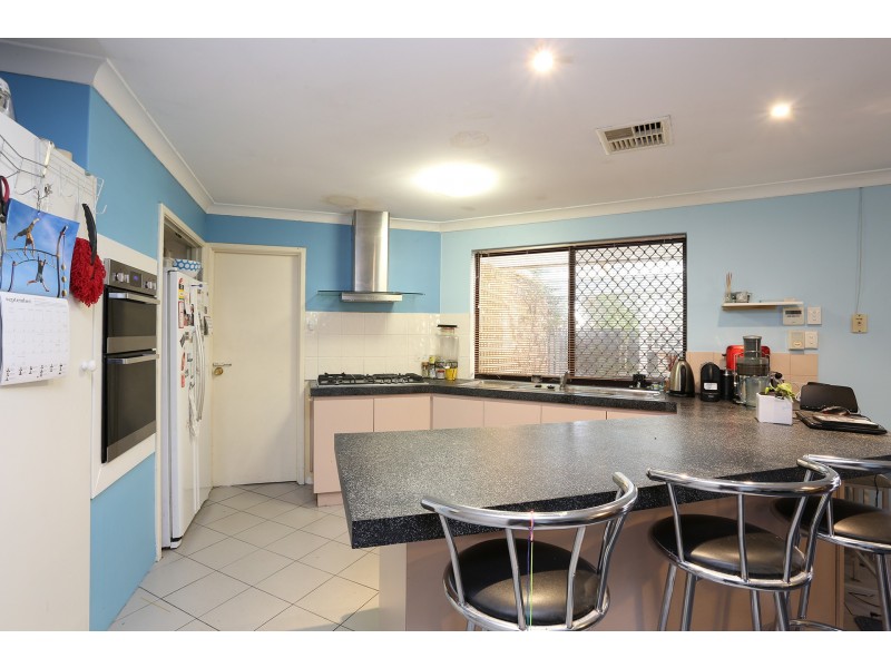 3 Compass Place, Ballajura WA 6066