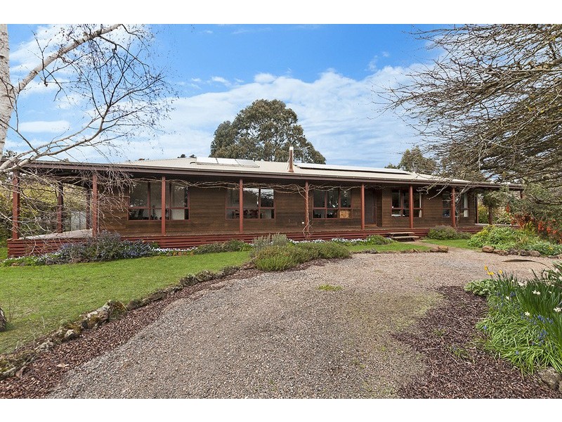 84 Walkenhorst Rd, Tarrington VIC 3301