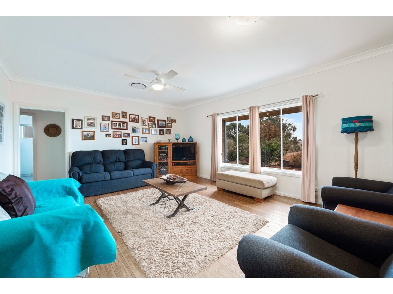 15 Thornbill Rd, Moore Creek NSW 2340