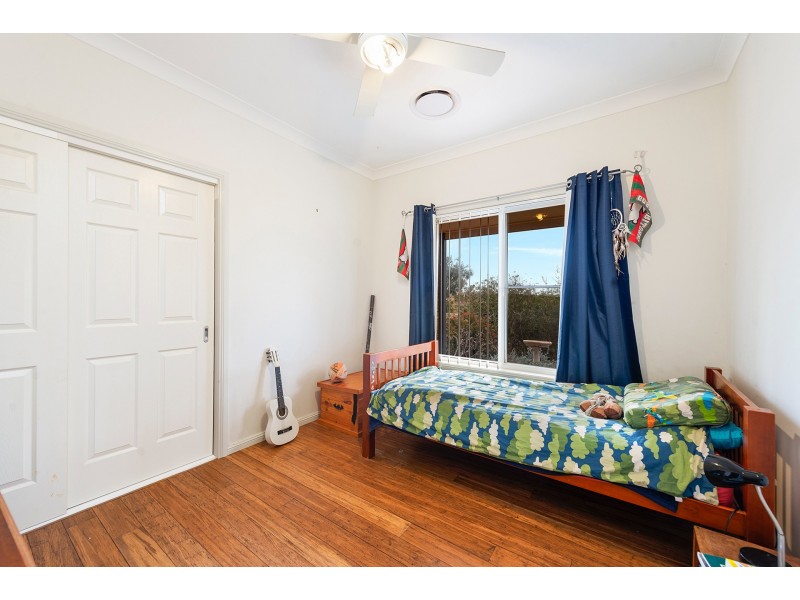 15 Thornbill Rd, Moore Creek NSW 2340