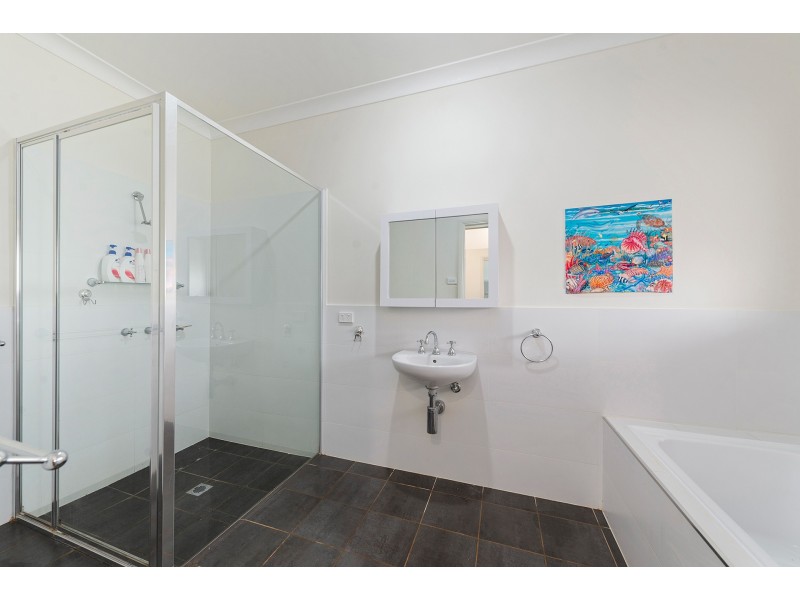 15 Thornbill Rd, Moore Creek NSW 2340