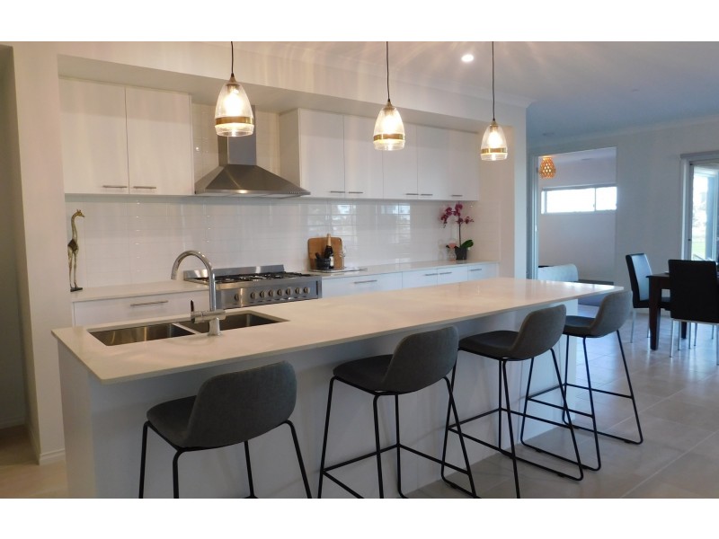 30 Ridge Court, Lethbridge VIC 3332