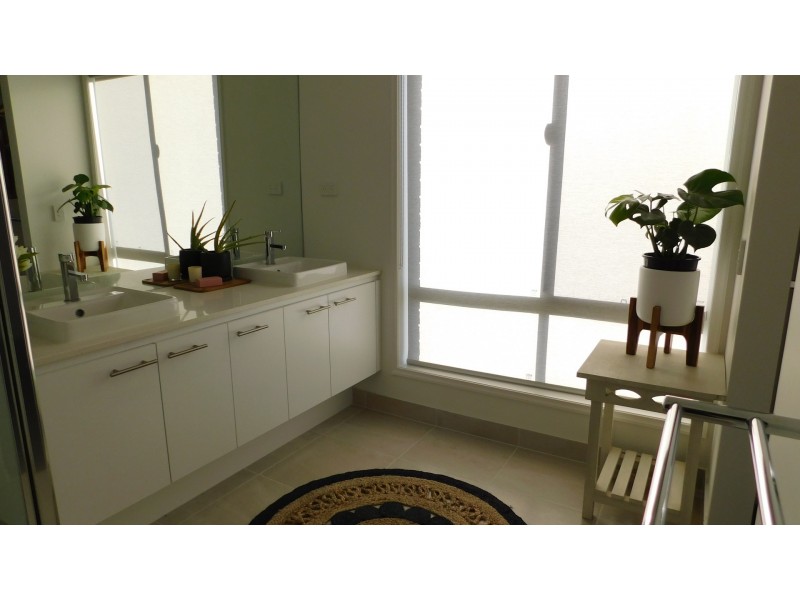 30 Ridge Court, Lethbridge VIC 3332