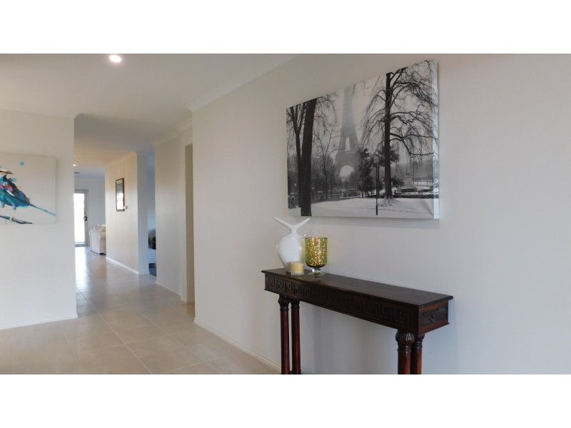 30 Ridge Court, Lethbridge VIC 3332