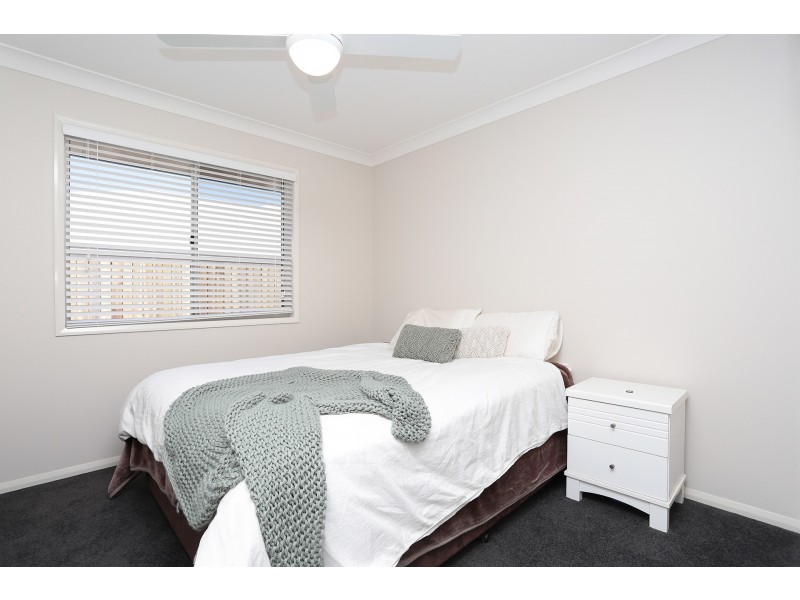 27 Bootes Street, Kearneys Spring QLD 4350