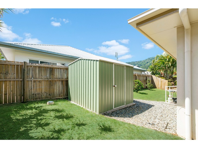 37 Huntley Crescent, Redlynch QLD 4870