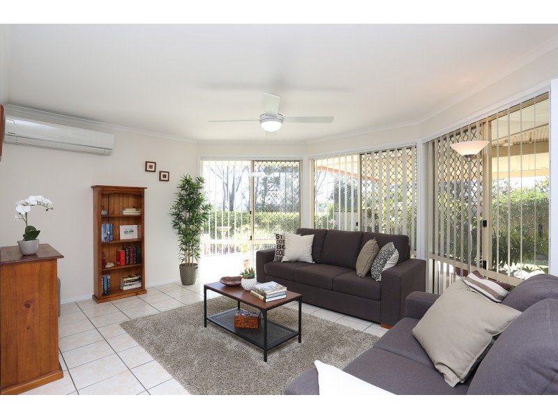 18 William Nixon Way, Edens Landing QLD 4207