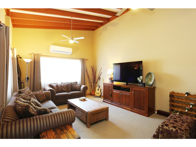 128 Station Road, Burpengary QLD 4505